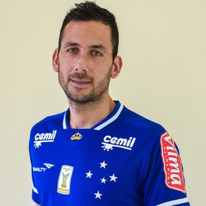 Ariel Cabral tem nome publicado no BID e já pode estrear pelo Cruzeiro