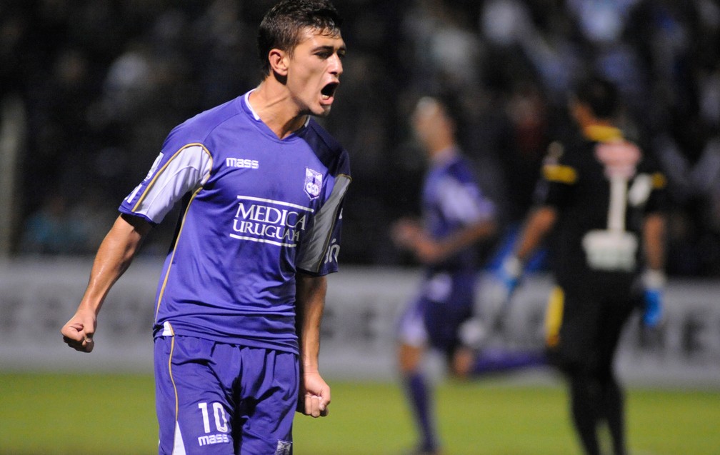Arrascaeta foi a grande revela&ccedil;&atilde;o do Defensor-URU na Libertadores de 2014 e fez dois gols naquela campanha &mdash; Foto: Getty Images