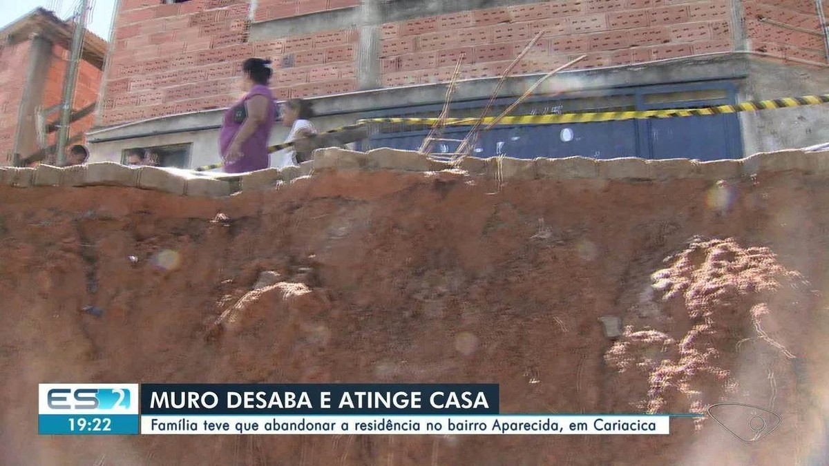 Muro De Contenção Desaba Sobre Casa Em Cariacica Es Espírito Santo G1 