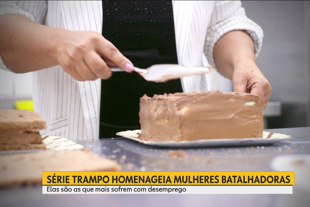Cleusa tem uma franquia com mais de 312 lojas especializadas na produção e venda de bolos — Foto: Reprodução/TV Globo