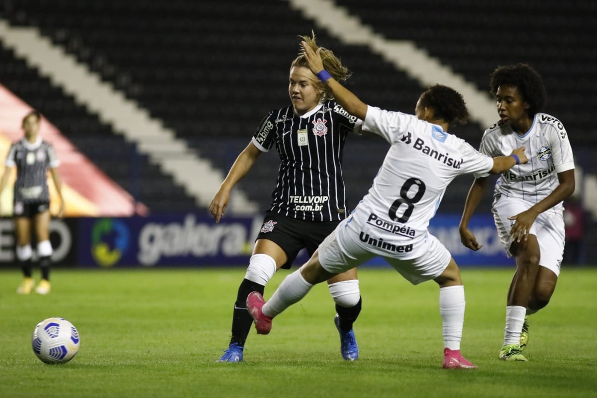 Corinthians wins Grêmio, passes Palmeiras and now leads the Women's Brasileirão Brazilian