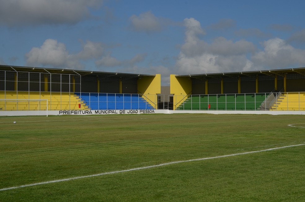 EstÃ¡dio da GraÃ§a, em JoÃ£o Pessoa, vai ser o palco de Botafogo-PB x Esmac-PA (Foto: Lucas Barros / GloboEsporte.com/pb)