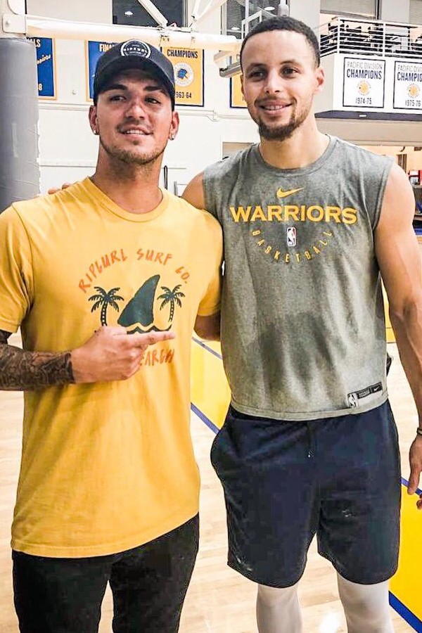 Sasha Meneghel e Gabriel Medina vão à partida da NBA na ...