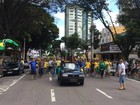 Manifestantes protestam contra Dilma Rousseff em São José, SP