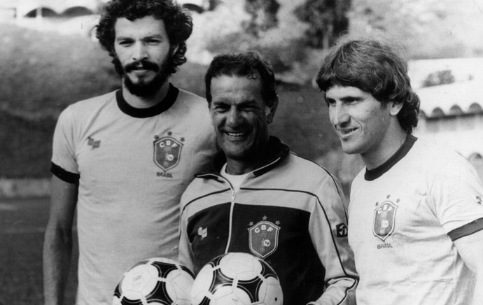 Especial Zico 60 anos - Com Telê Santana e Sócrates na Seleção (1982) (Foto: Agência Estado)