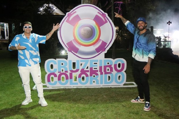 DJ Braga e Jesus Luz  (Foto: Divulgação/ Cruzeiro Colorido)