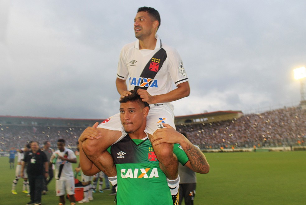 Eder Luis foi campeão carioca pelo Vasco em 2016 (Foto: Carlos Gregório Jr. / Vasco)
