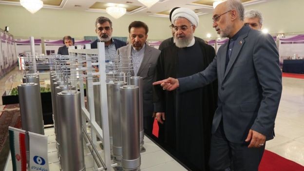 O presidente do Irã, Hassan Rouhani, diz que não está se retirando do acordo nuclear (Foto: EPA, via BBC News Brasil)