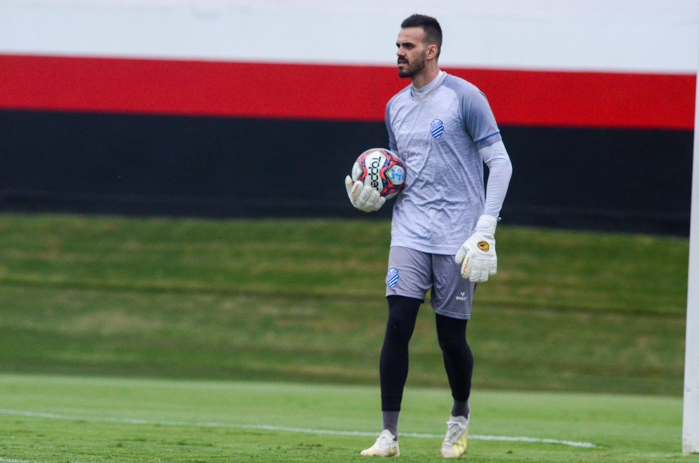 Lucas Frigeri vai substituir Thiago Rodrigues — Foto: Augusto Oliveira/Ascom CSA