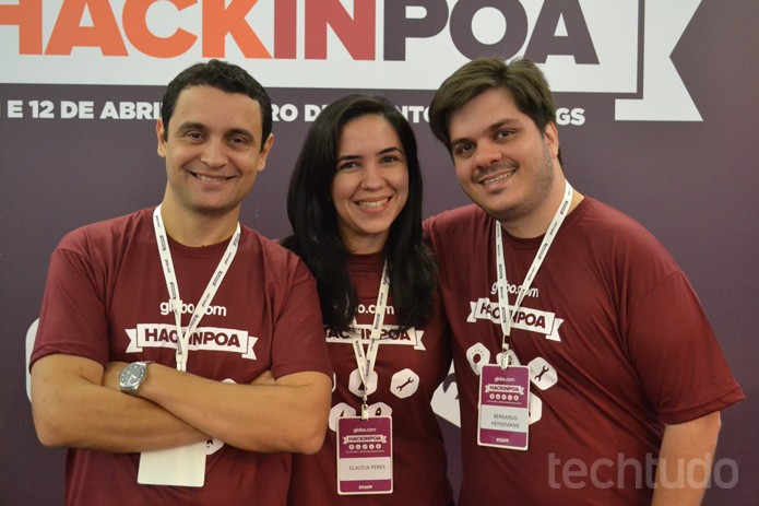 Marcelo Soares, Glaucia Peres e Bernardo Heynemann no Hack in PoA 2015 pela Globo.com (Foto: Melissa Cruz / TechTudo)