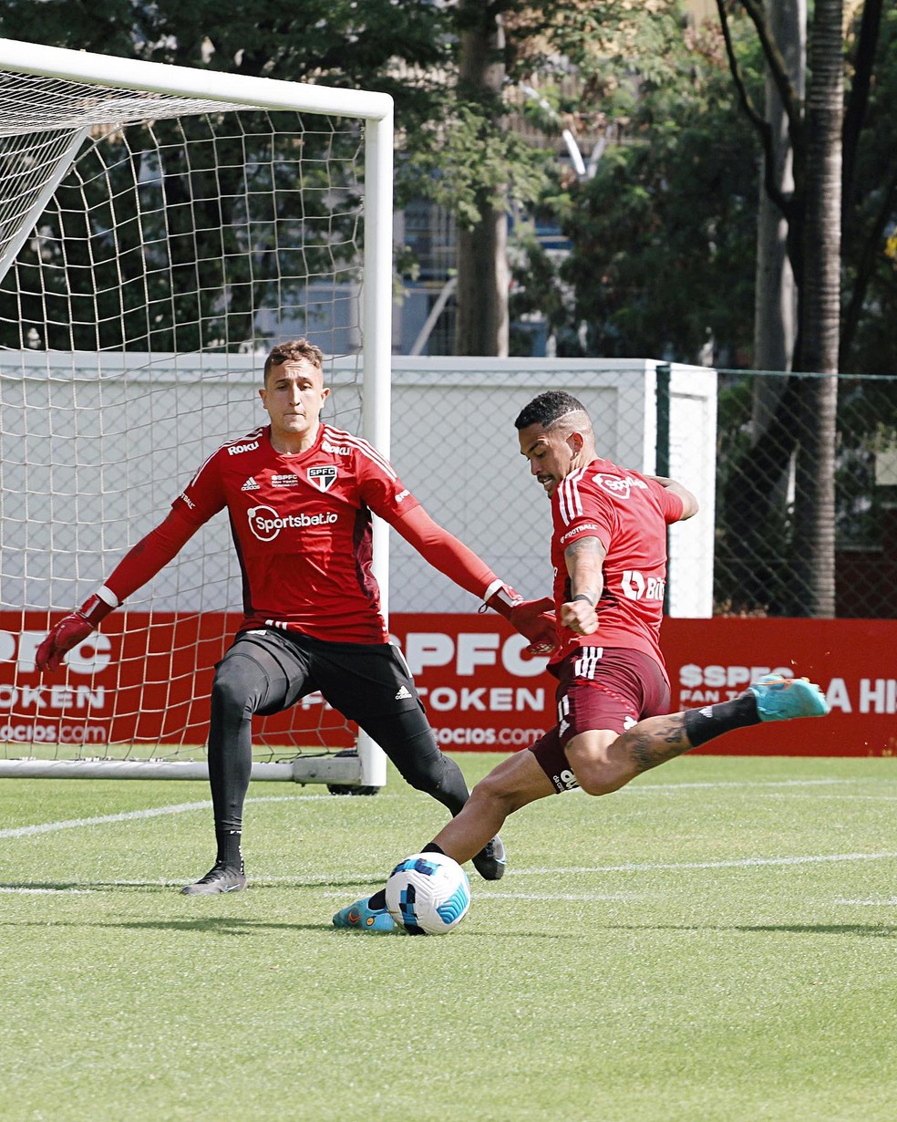 Luciano e Thiago Couto em treino do São Paulo — Foto: Divulgação