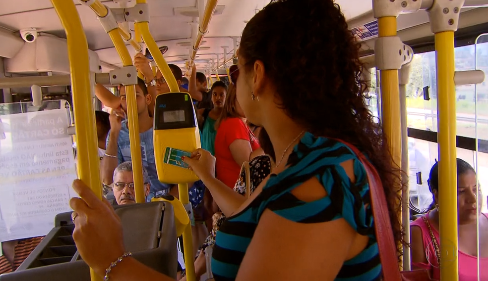 Meia-passagem no Grande Recife fica restrita a usuários do VEM Comum nos domingos — Foto: Reprodução/TV Globo