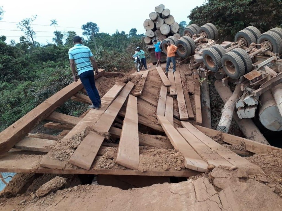 Situação de pontes de madeira é crítica — Foto: Divulgação