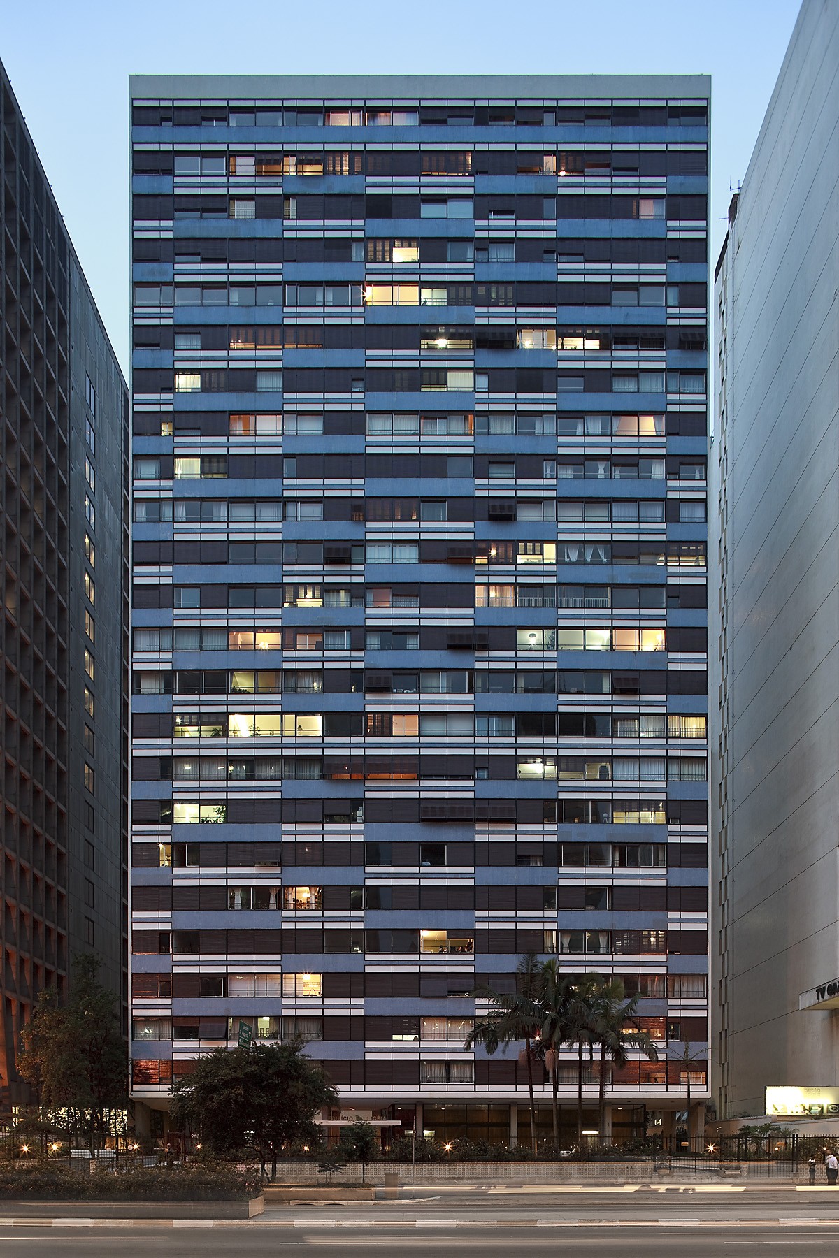 Edifício Pauliceia, na Avenida Paulista, SP,  por Gian Carlo Gasperini (Foto: Divulgação)