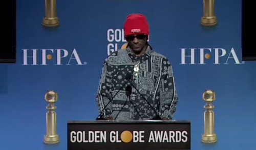 O rapper Snoop Dogg no Globo de Ouro 2022 (Foto: Reprodução/YouTube)