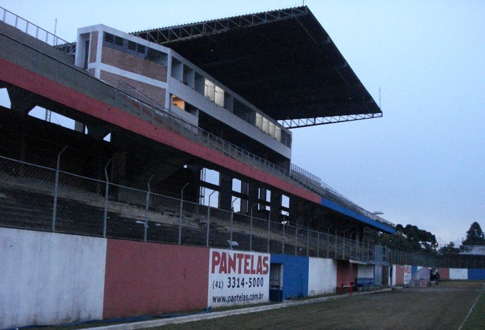 Vila Olímpica do Boqueirão, de Paraná e Atlético-PR (Foto: Fernando Freire)