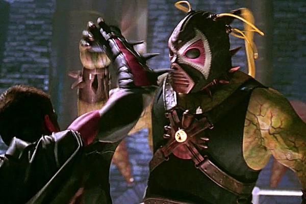 O vilão Bane em cena de Batman e Robin (1997) (Foto: Reprodução)