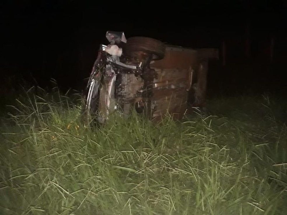 Uma das crianças teve ferimentos leves em acidente em Palmital (SP) — Foto: The Brothers/Divulgação