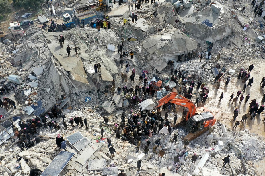 Vista aérea de Harim, na Síria, atingida por terremoto