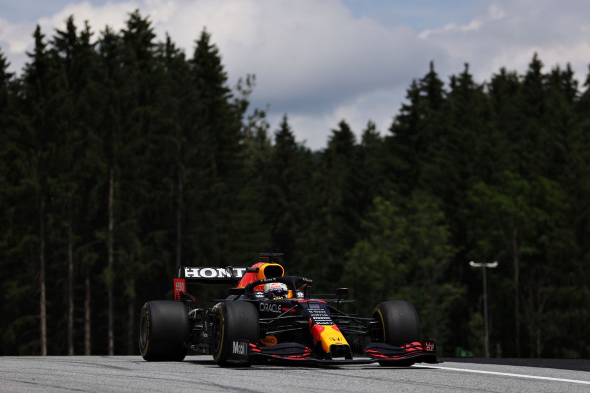 GP da Estíria: Verstappen lidera 2º treino com incidente ...