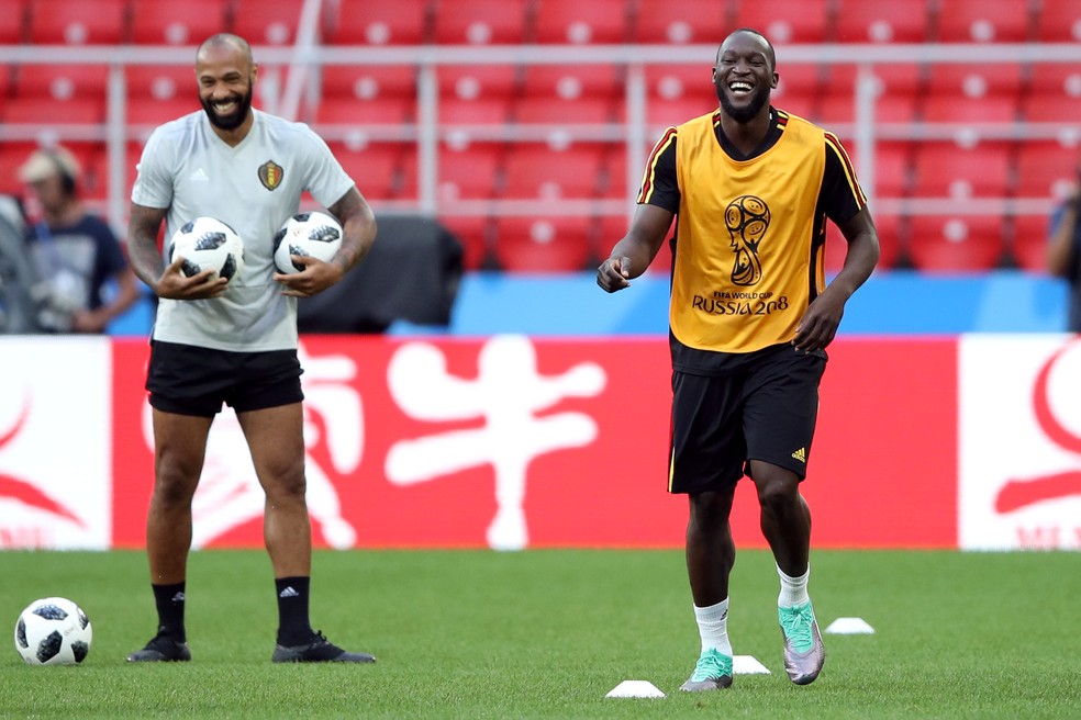 Lukaku recebeu orientaÃ§Ãµes de Thierry Henry (Foto: Reuters)
