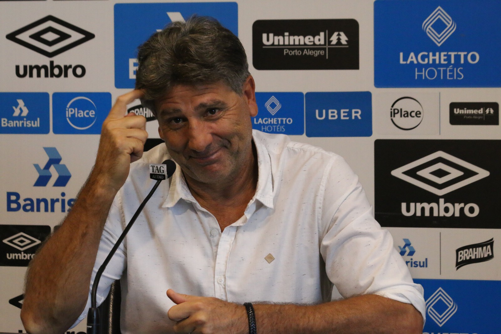 Renato elenca diferenças de Jailson e Maicon e diz não ter dúvida para a final