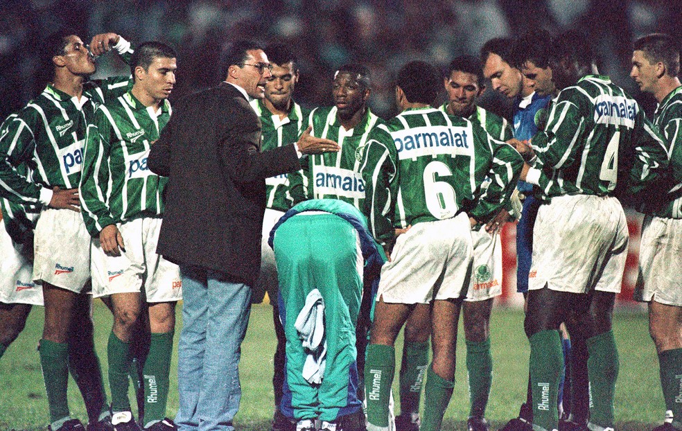 Foto lembra Luxemburgo como técnico do Palmeiras em 1996 — Foto: Arquivo / Agência Estado