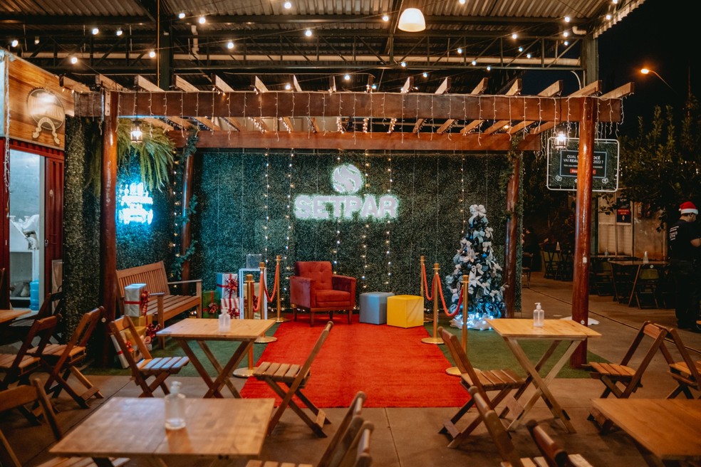 Em Rio Preto, urbanizadora construiu espaço com decorações natalinas para fotos — Foto: Setpar/Divulgação