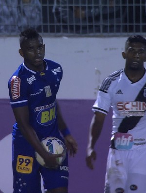 Com Mano, Marcos Vinícius espera boa sequência dentro do Cruzeiro