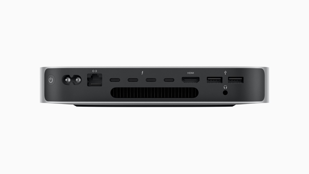 Mac mini tem até quatro portas Thunderbolt 4 — Foto: Rubens Achilles/TechTudo