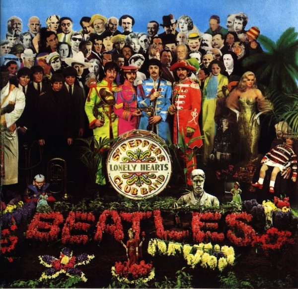 A capa de Sgt. Pepper’s Loney Hearts Club Band dos Beatles (Foto: Reprodução)