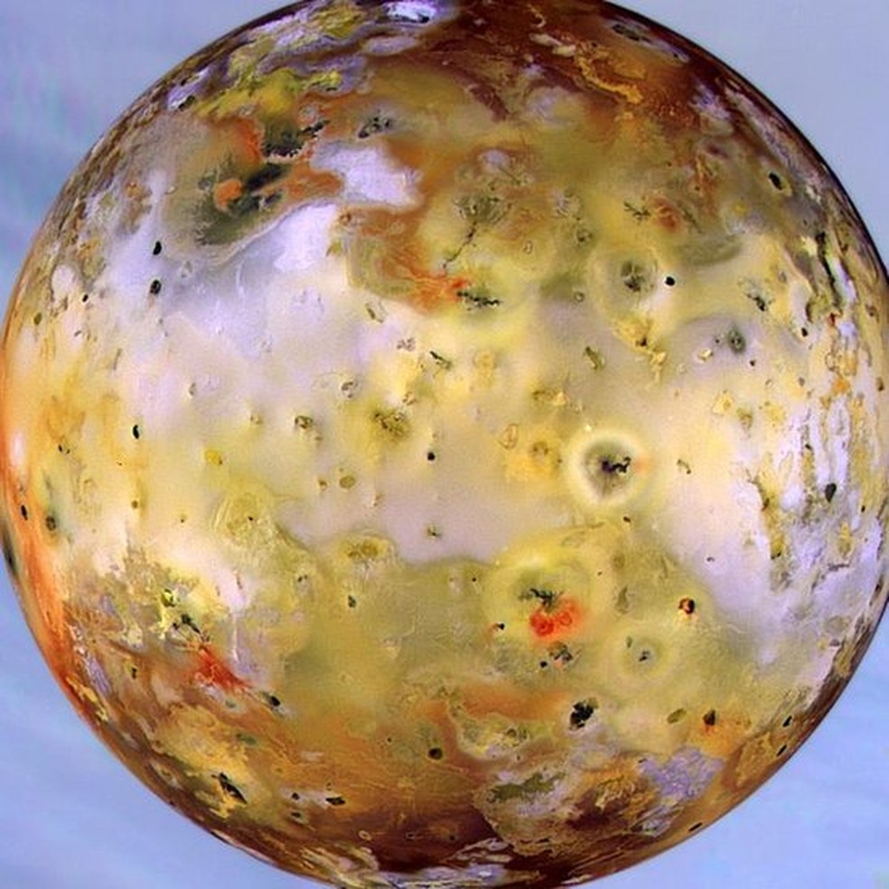 Brasileira atuou como especialista na lua vulcânica de Io, satélite de Júpiter — Foto: BBC