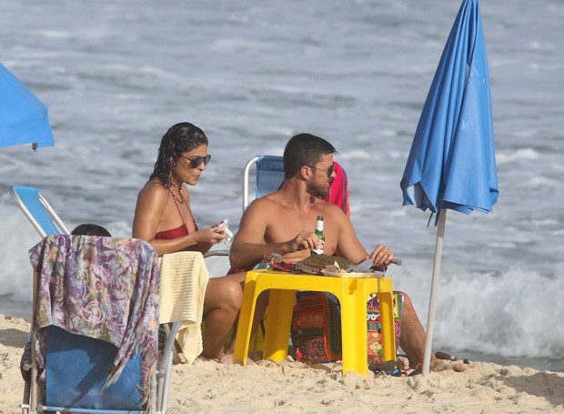 Juliana Paes com o marido e filhos (Foto: AgNews) Juliana Paes com o marido e filhos (Foto: AgNews)