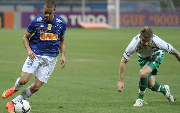 Loffredo destaca atuação de Mayke,  do Cruzeiro, e vê futuro na Seleção