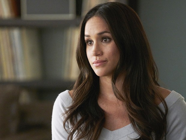 SUITS -- "Skin In the Game" Episode 701 -- Pictured: Meghan Markle as Rachel Zane -- (Photo by: Ian Watson/USA Network) (Foto: Ian Watson/USA Network)