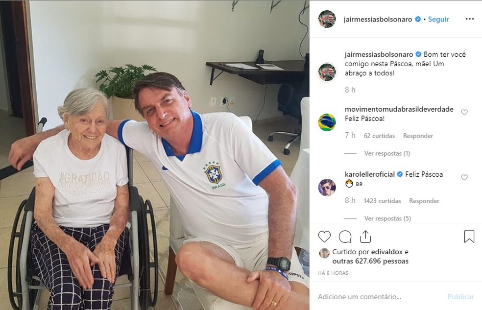 Presidente publicou foto agradecendo passar a Páscoa ao lado da mãe, Olinda Bolsonaro — Foto: Reprodução/Instagram
