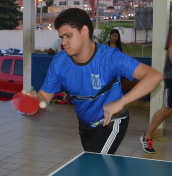Carlos Eduardo, mesa-tenista da AABB (Foto: Murilo Lima)