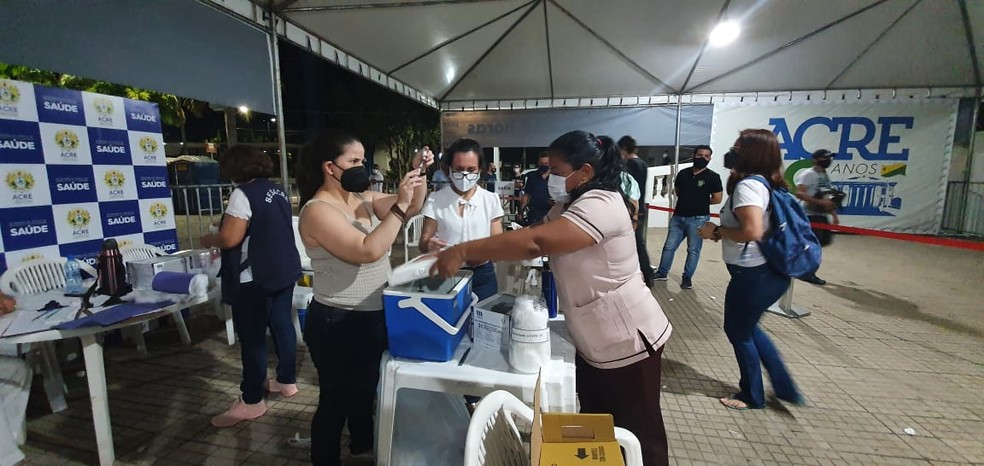 Mutirão de 48 horas deve vacinar mais de duas mil pessoas em  Rio Branco — Foto: Andryo Amaral/Rede Amazônica Acre