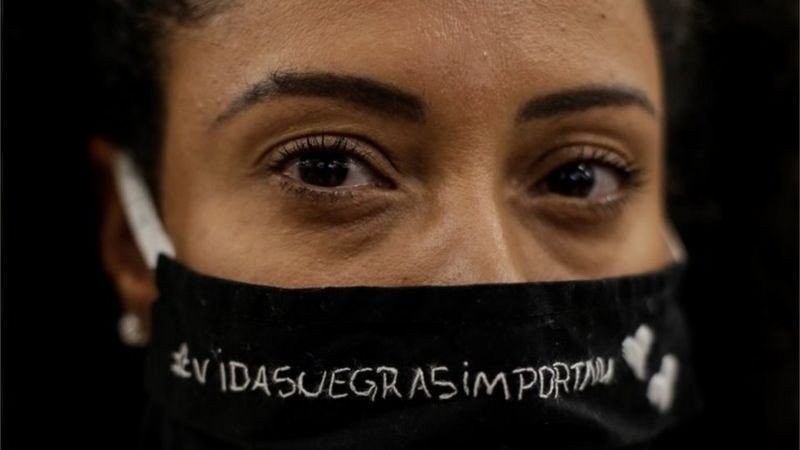 'Rejeitar o uso [da plavara 'neguinho'] implica rejeitar o racismo cotidiano, recreativo ou não, tão comum no Brasil
