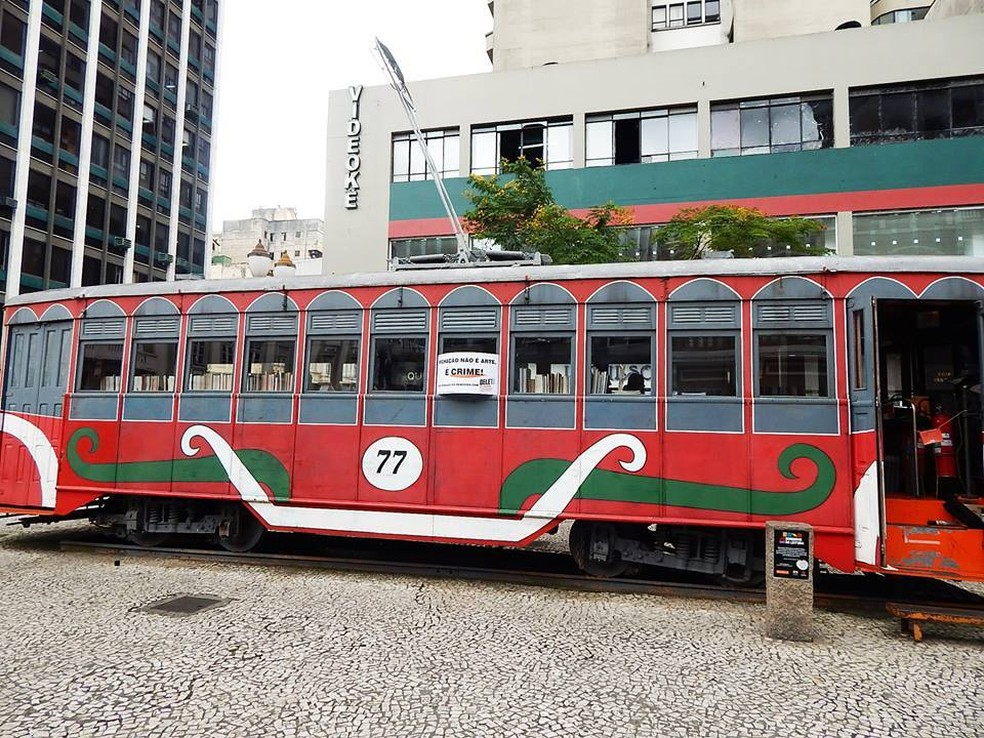 Contação de histórias no bondinho continua até 5 de dezembro, de segunda a quinta-feira — Foto: Divulgação/Prefeitura de Curitiba