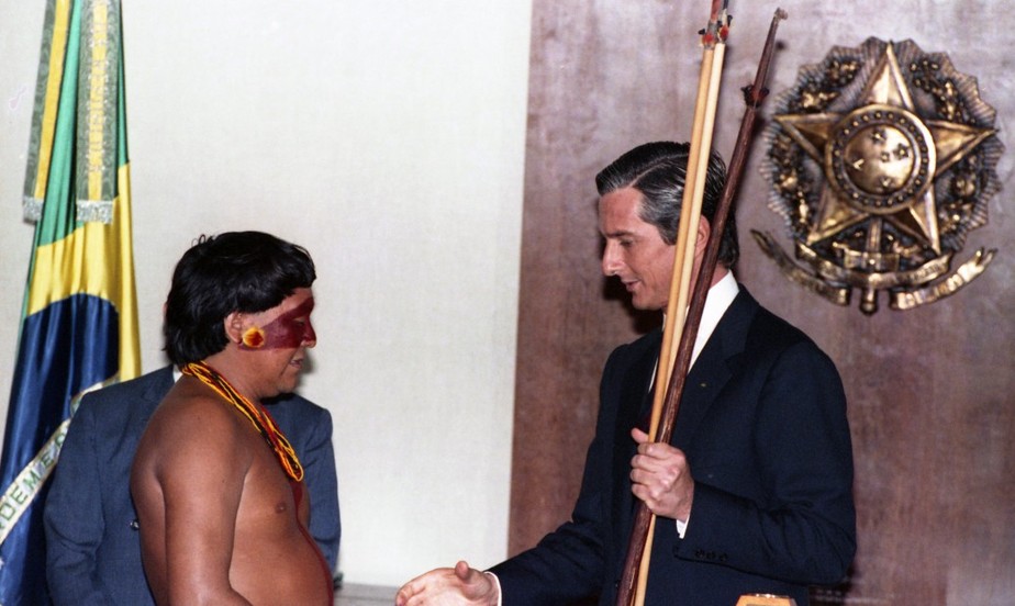O ex-presidente Fernando Collor na cerimônia em que homologou a reserva ianomâmi em 1992