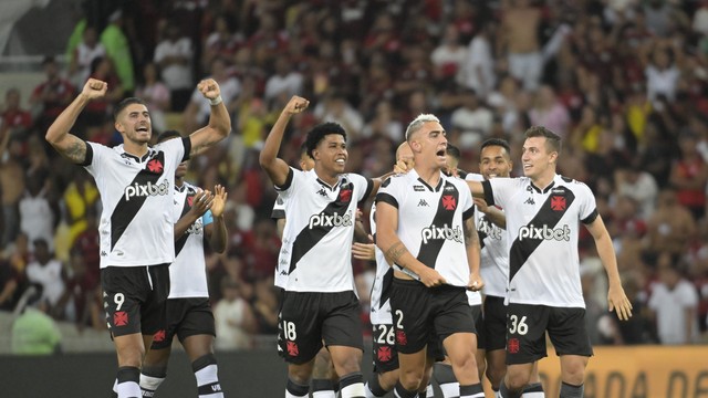 Números: Vasco x Flamengo no 'primeiro clássico' no Z4 na era dos pontos  corridos - Coluna do Fla