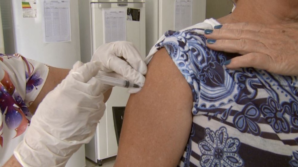 VacinaÃ§Ã£o contra a gripe continua na segunda-feira (25) em Natal (Foto: ReproduÃ§Ã£o/EPTV)