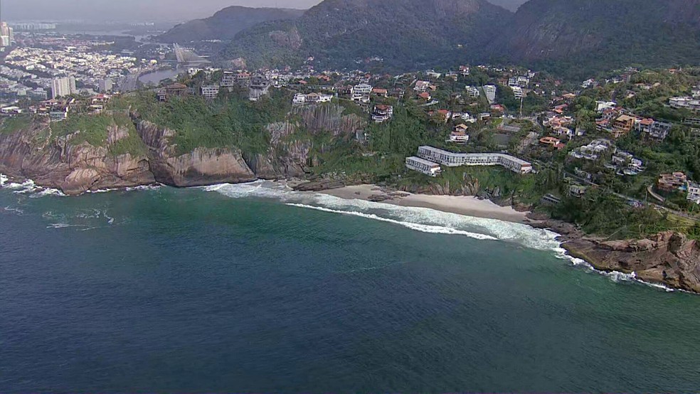 Praia da Joatinga, na Zona Oeste do Rio — Foto: Reprodução/TV Globo