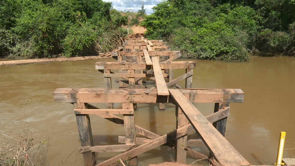 No dia 21 de fevereiro, Rede Amazônica esteve no local e mostrou o problema enfrentado pelos moradores rurais  — Foto: Rede Amazônica/Reprodução