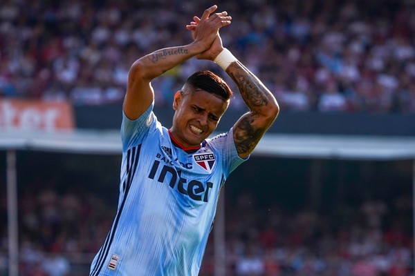 Empresário cobra São Paulo na Justiça por empréstimo milionário por compra de Everton 