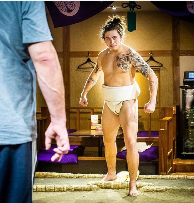 Whindersson Nunes aprende a lutar sumô no Japão (Foto: Instagram/ Reprodução)