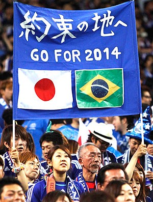 torcida Japão jogo Austrália eliminatórias (Foto: Reuters)