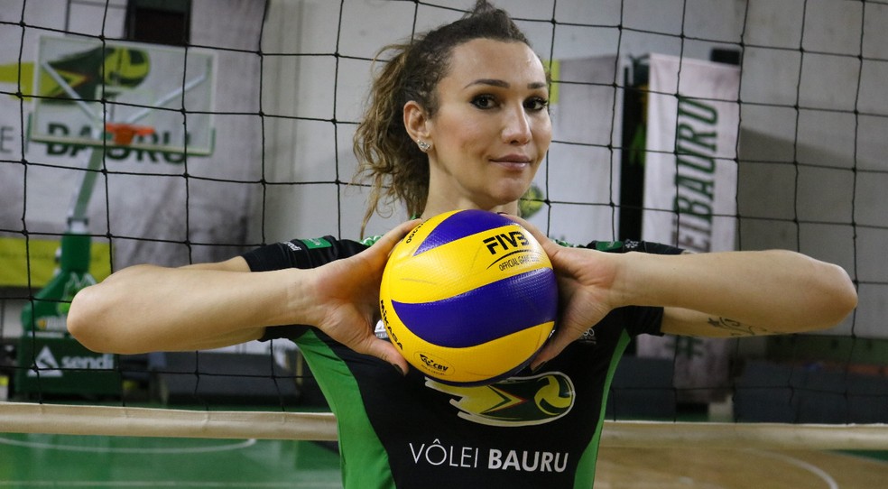 Tiffany Abreu sonha com convocação para a seleção brasileira  (Foto: Marcelo Ferrazoli/ Vôlei Bauru)