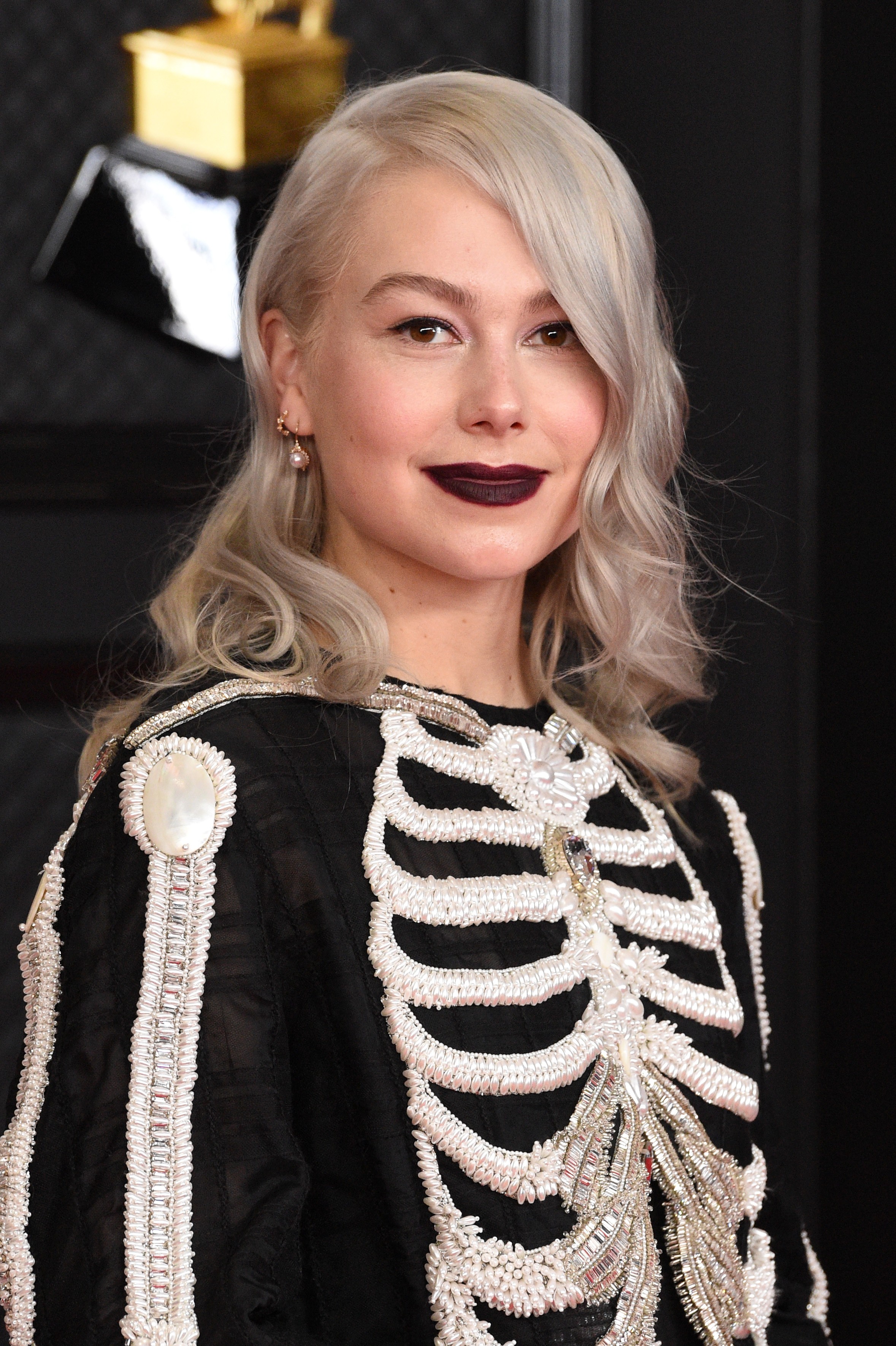 LOS ANGELES, CALIFORNIA - MARCH 14: Phoebe Bridgers attends the 63rd Annual GRAMMY Awards at Los Angeles Convention Center on March 14, 2021 in Los Angeles, California. (Photo by Kevin Mazur/Getty Images for The Recording Academy ) (Foto: Getty Images for The Recording A)